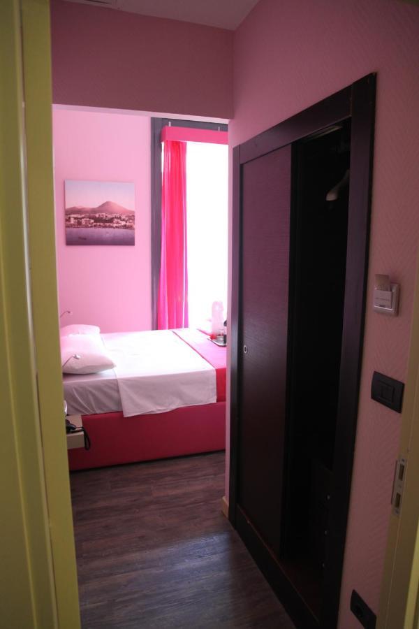 Bed & Breakfast Sleep In Naples *